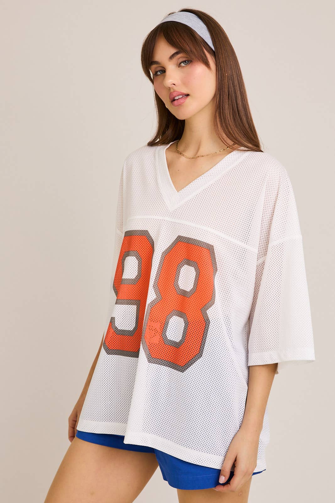 SHORT SLEEVE V-NECK OVERSIZED MESH JERSEY TEE