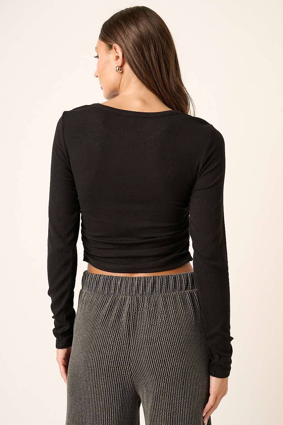 FRONT CROSS LONG SLEEVE KNIT TOP