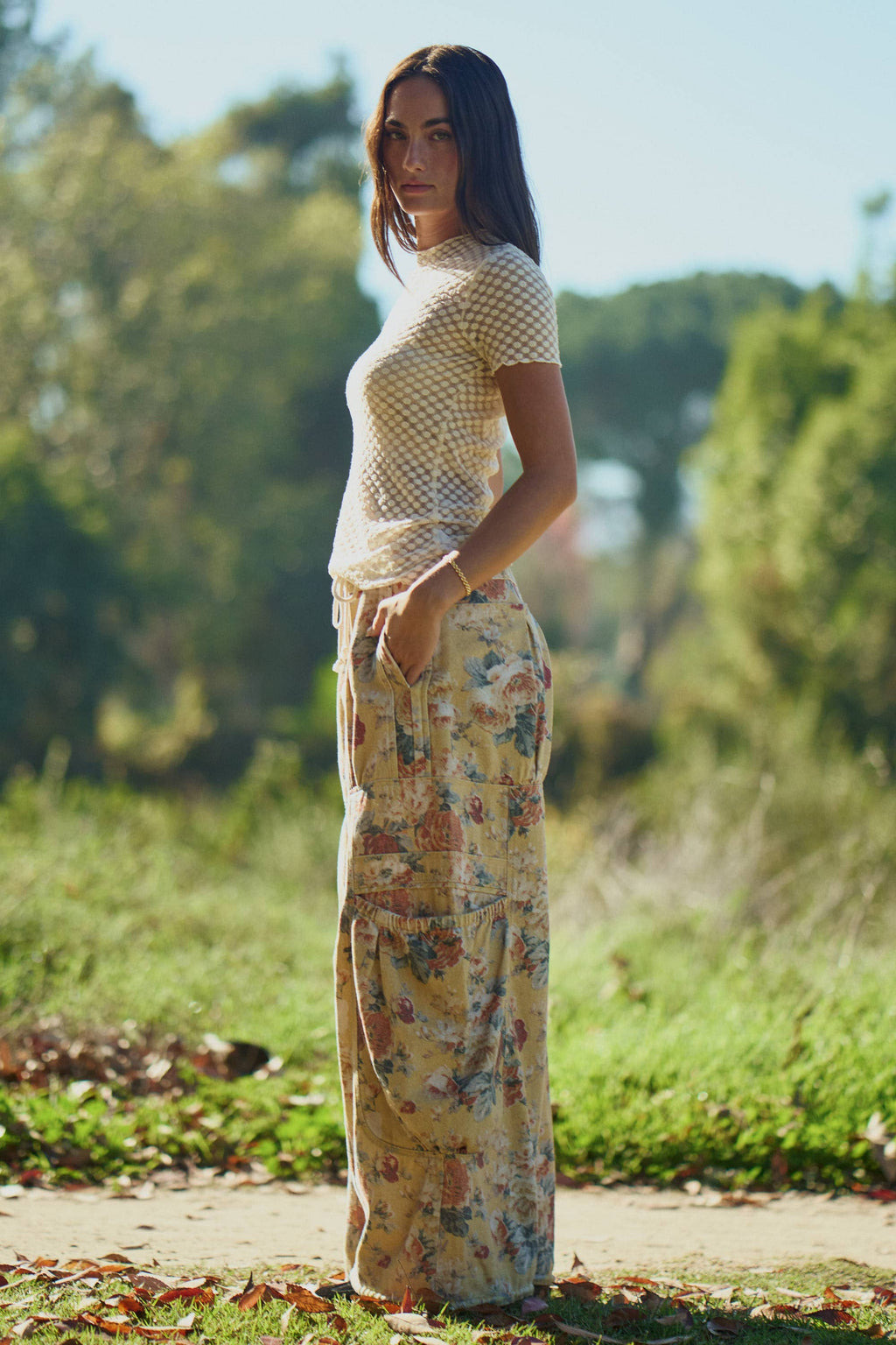PLUS FLOWER PRINTED WAIST DROPPED POCKETS PANT