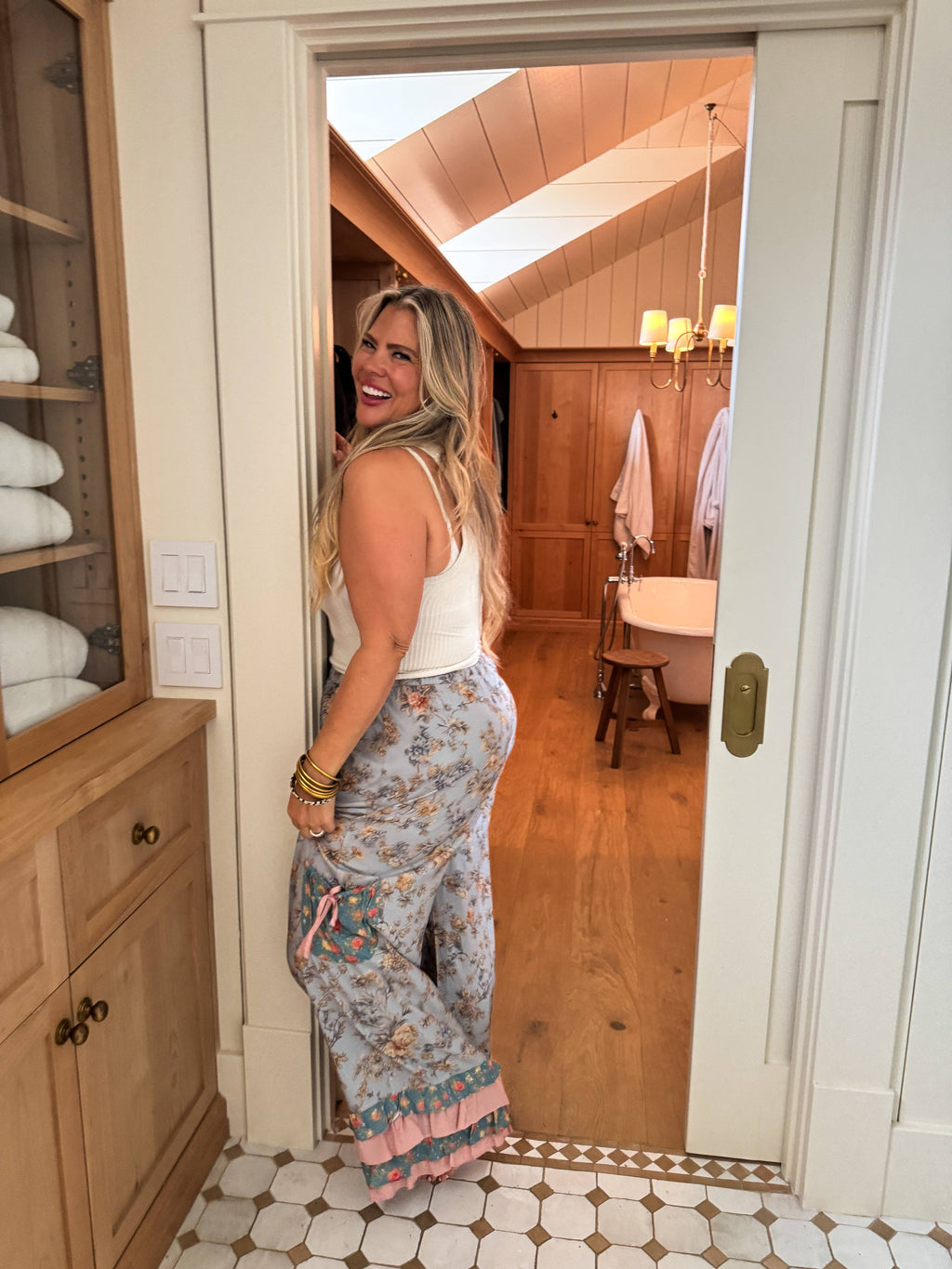FARMHOUSE FEMME BLOOMER PANTS