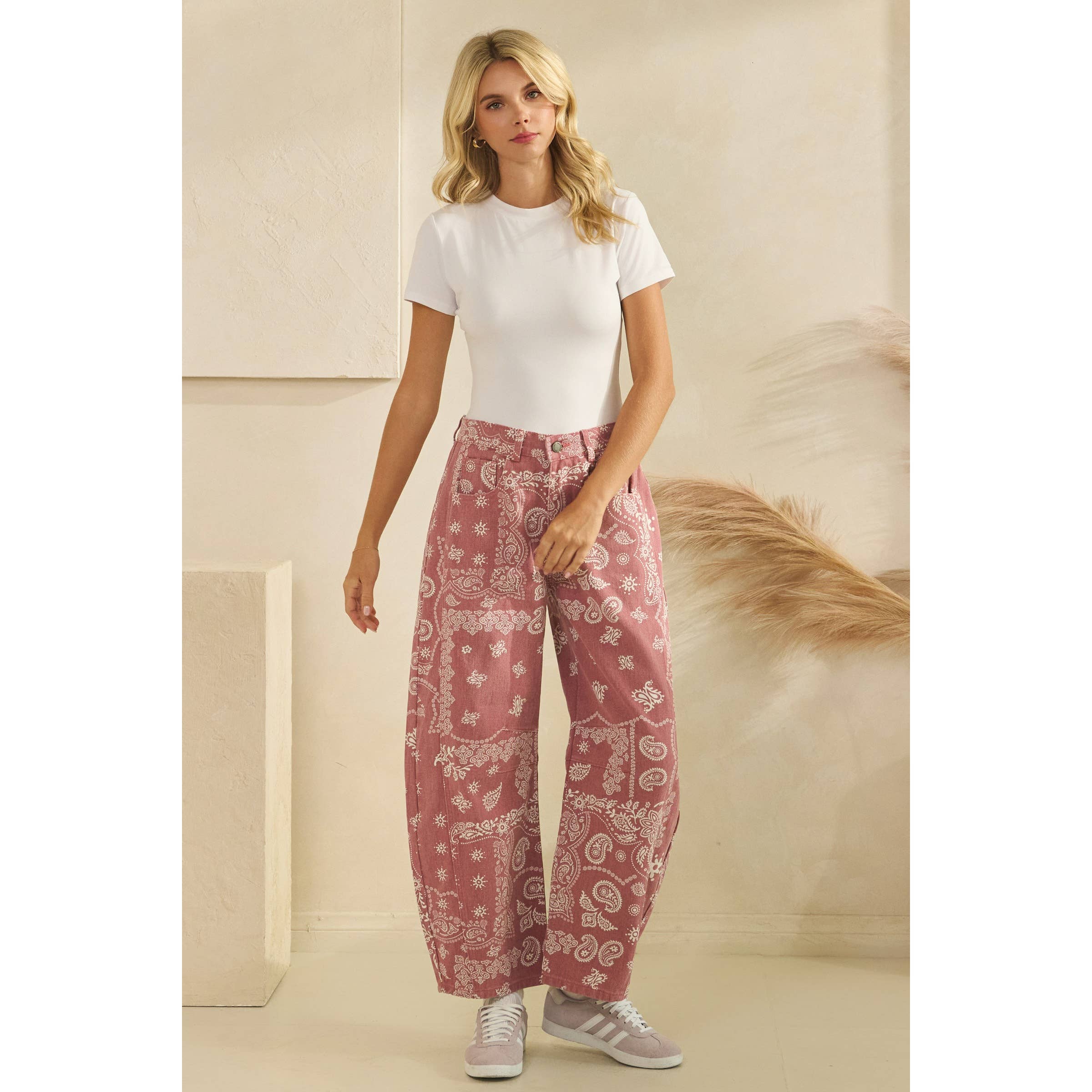 Paisley Printed Denim Pants - Veveret