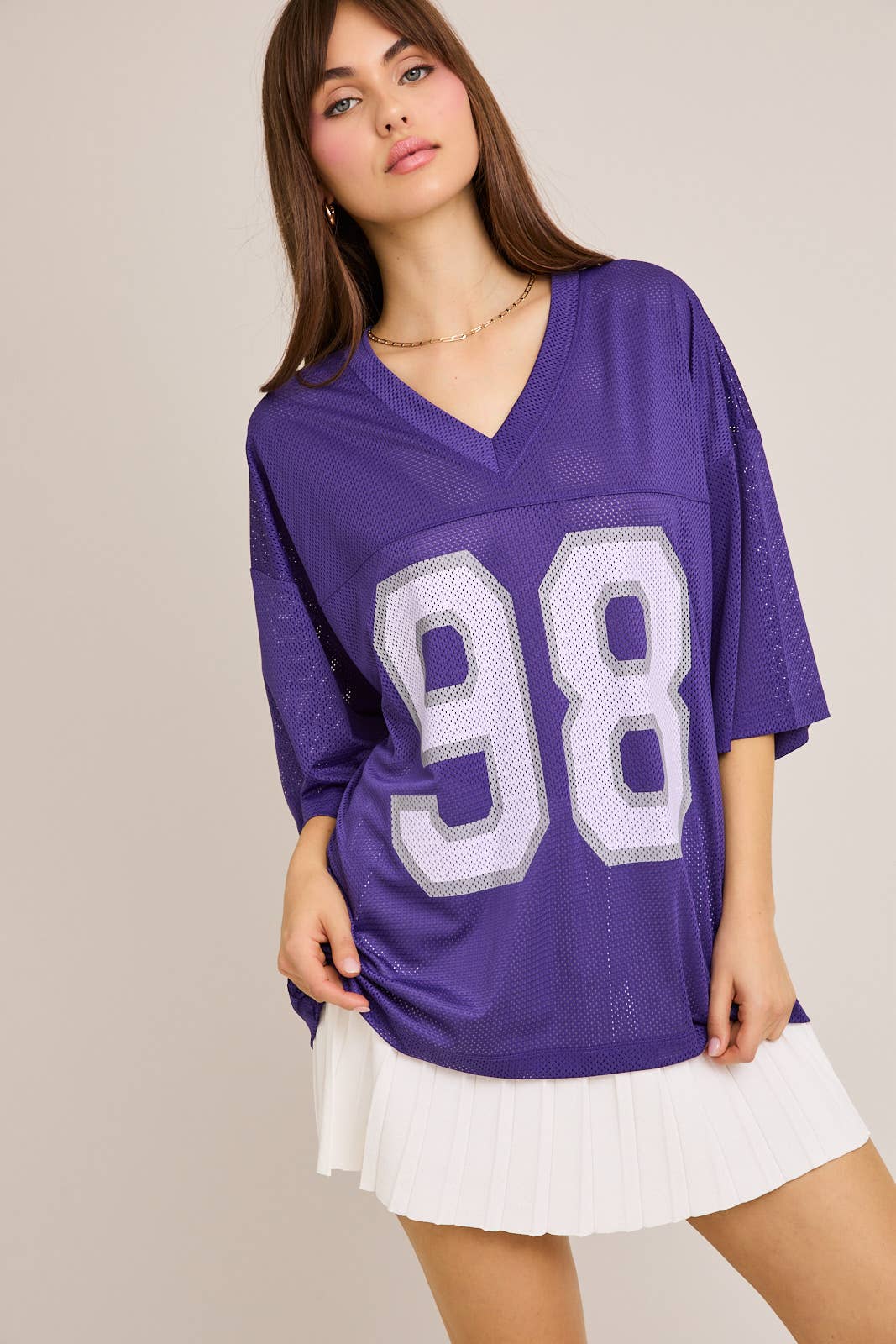 SHORT SLEEVE V-NECK OVERSIZED MESH JERSEY TEE