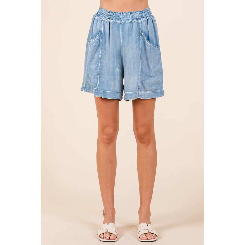 WASHED CHAMBRAY ELASTIC WAIST EASY FIT SHORTS