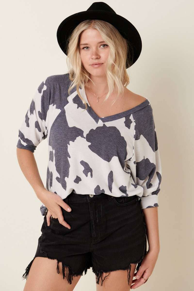 COW PRINT RAGLAN SLEEVE KNIT TOP