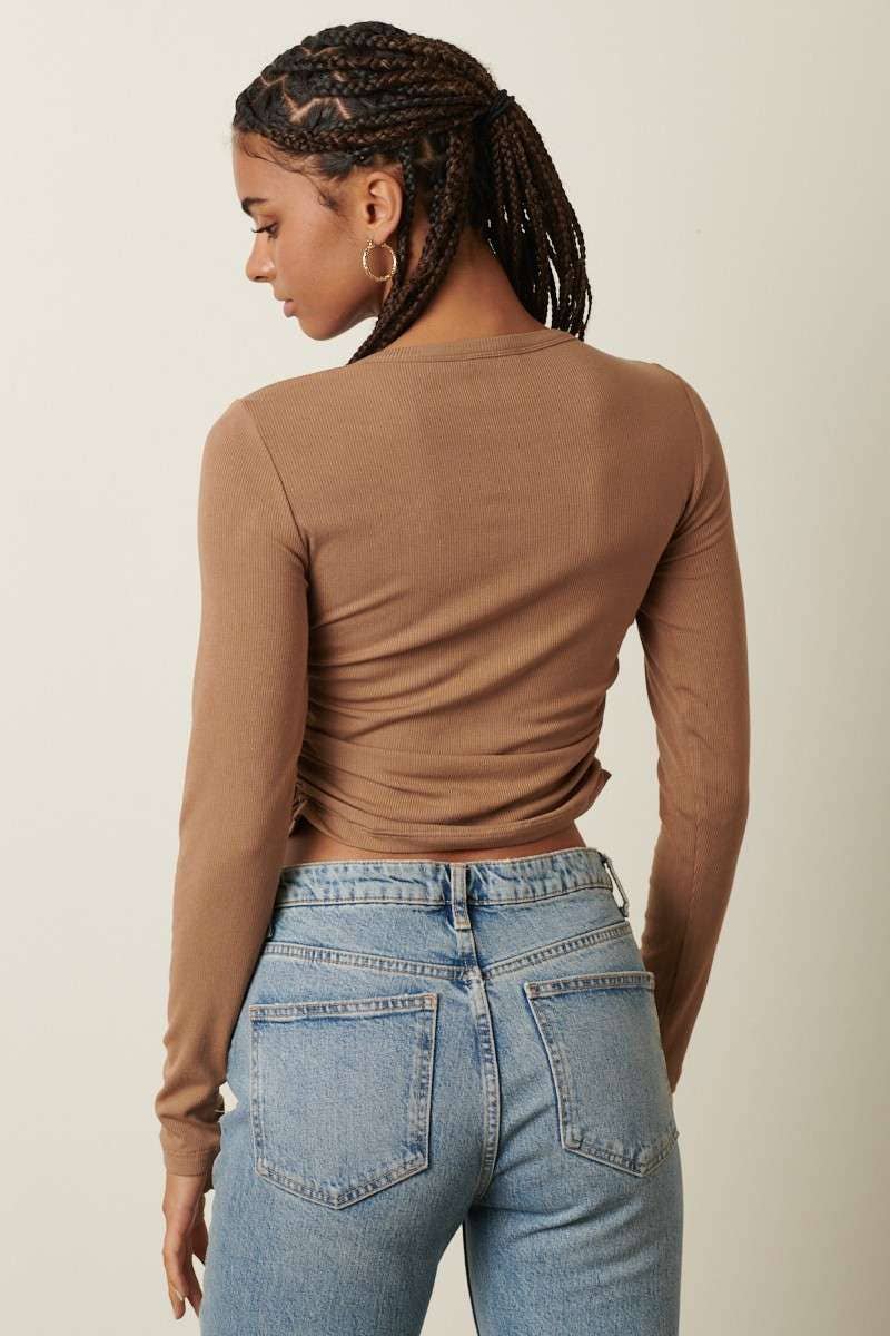 FRONT CROSS LONG SLEEVE KNIT TOP