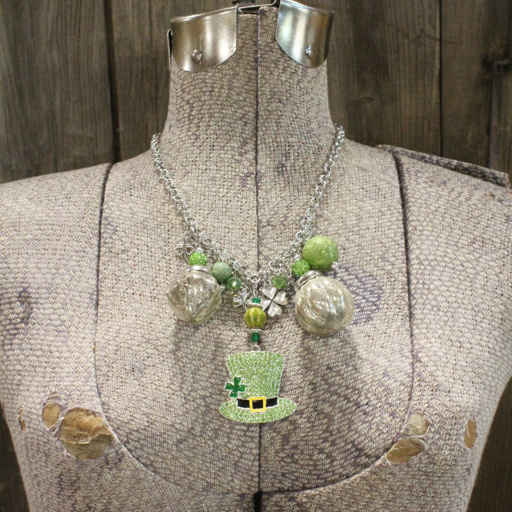 The Primitive Peddlers - Hats Off To Those Lucky Ladies Charm'd Necklace