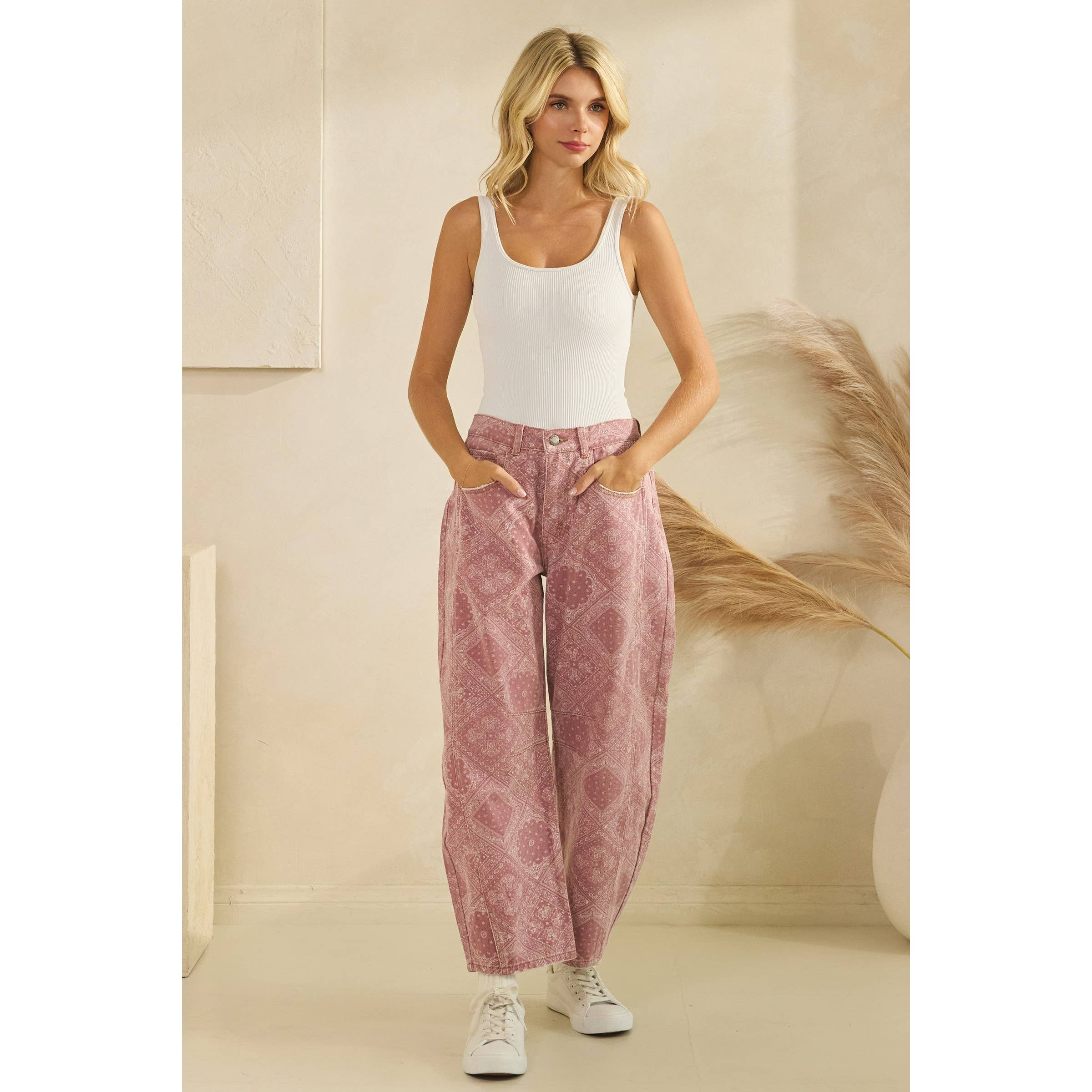 Paisley Printed Denim Pants - Veveret