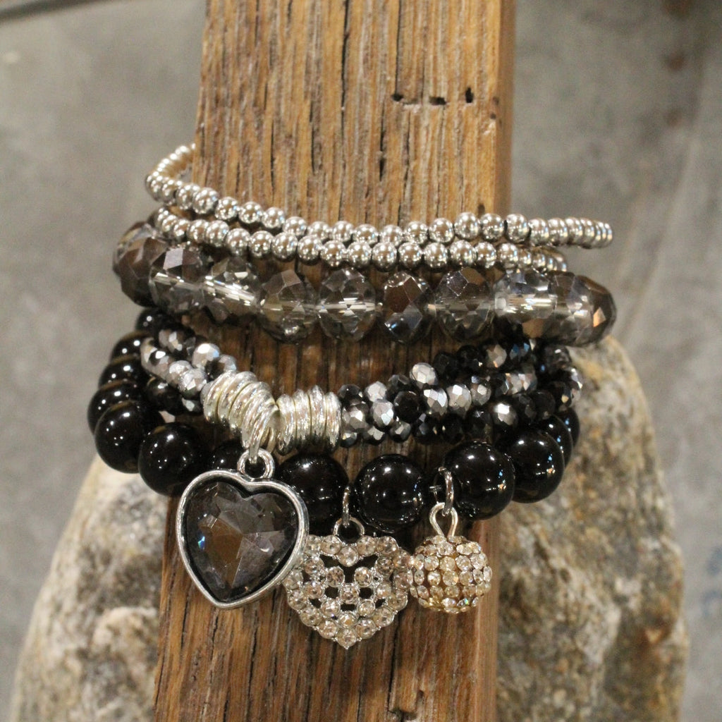 The Primitive Peddler - Back in Black Heart Stretch Bracelet Set