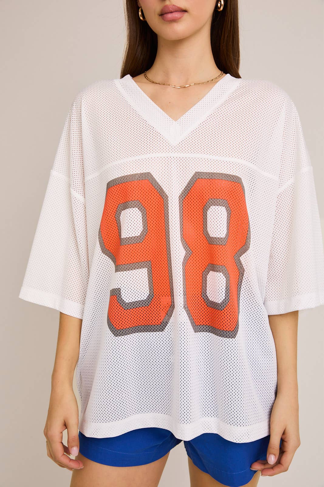 SHORT SLEEVE V-NECK OVERSIZED MESH JERSEY TEE