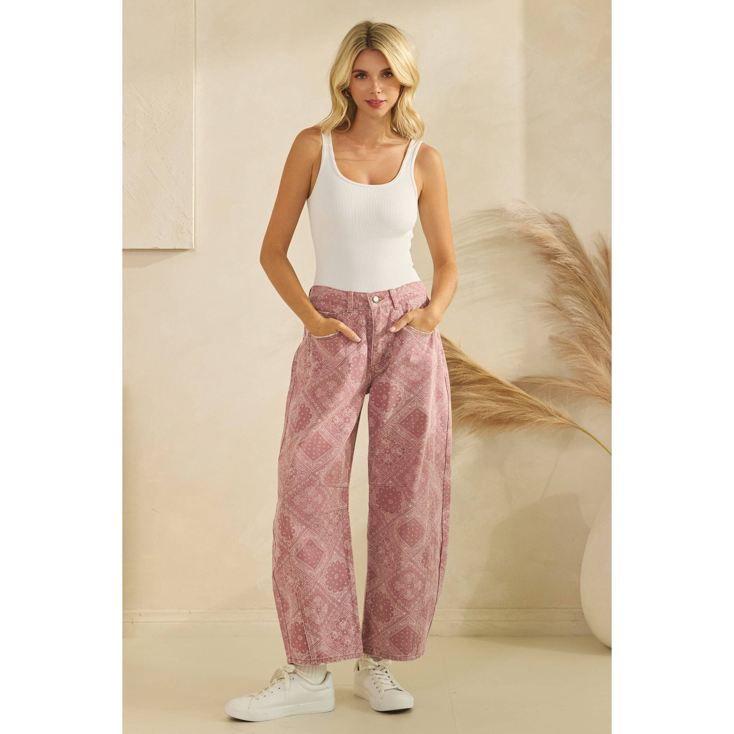 Paisley Printed Denim Pants - Veveret