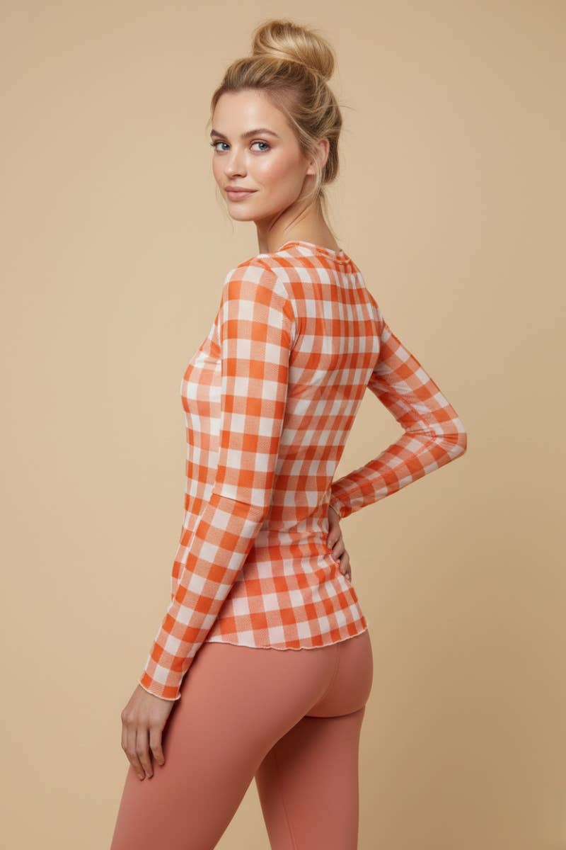 ORANGE AND WHITE CHECKERBOARD LONG SLEEVE MESH TOP