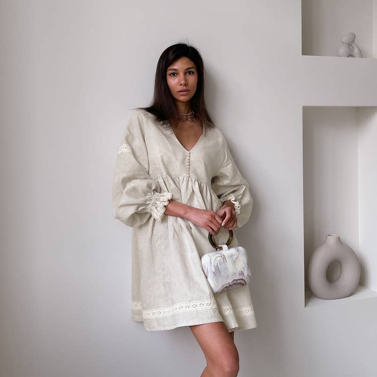 Cotton linen French V-neck lantern sleeve dress